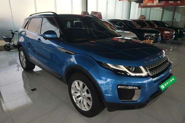 Used Land Rover Range Evoque 2016 2.0T PURE Style Edition Front Right 45 Deg