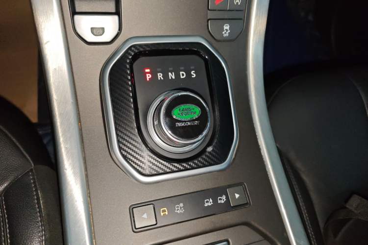 Used Land Rover Range Evoque 2016 2.0T PURE Style Edition Gear Lever