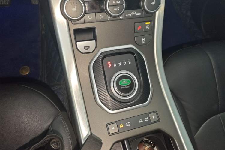 Used Land Rover Range Evoque 2016 2.0T PURE Style Edition Gear Lever