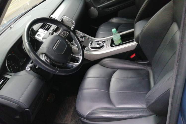 Used Land Rover Range Evoque 2016 2.0T SE Smart Glow Edition Left Front Seat