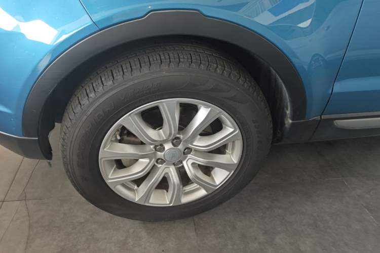 Used Land Rover Range Evoque 2016 2.0T PURE Style Edition Left Front Wheel Hub