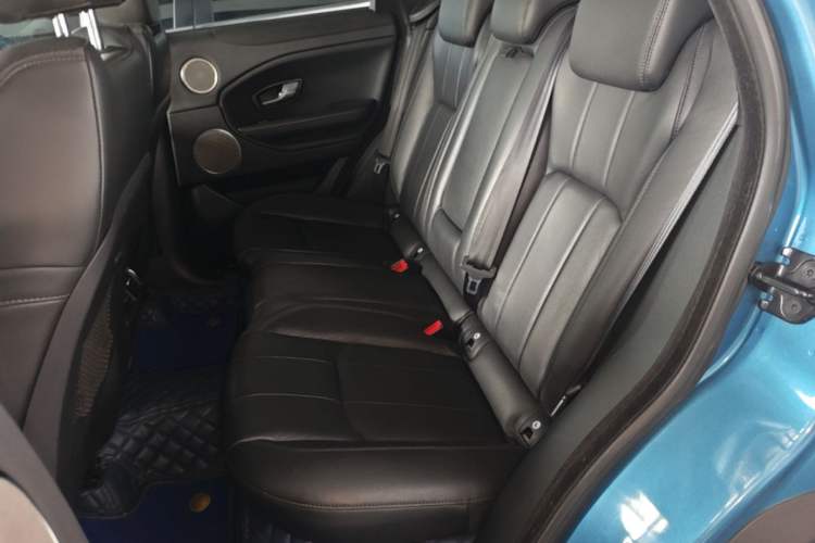 Used Land Rover Range Evoque 2016 2.0T PURE Style Edition Left Rear Seat