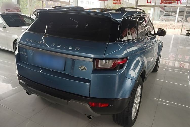 Used Land Rover Range Evoque 2016 2.0T PURE Style Edition Rear Right 45 Deg