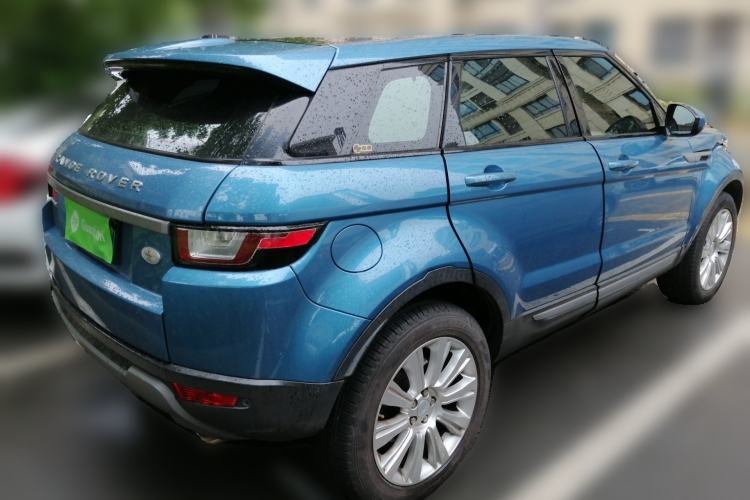 Used Land Rover Range Evoque 2016 2.0T SE Smart Glow Edition Rear Right 45 Deg