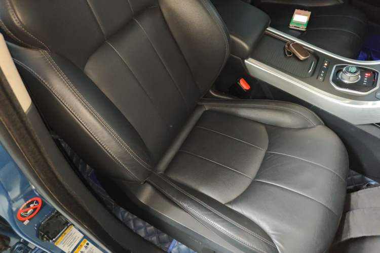 Used Land Rover Range Evoque 2016 2.0T PURE Style Edition Right Front Seat