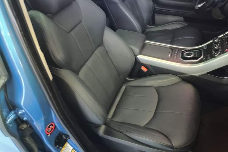 Used Land Rover Range Evoque 2016 2.0T SE Smart Glow Edition Right Front Seat