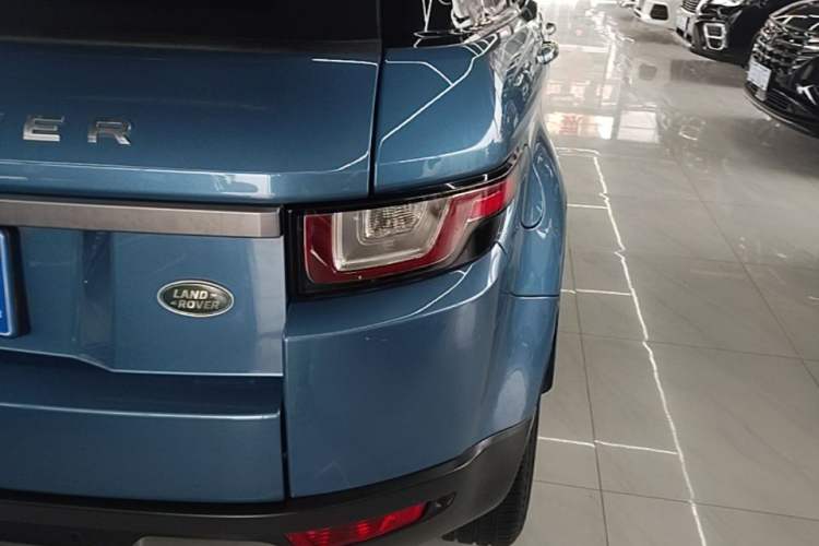 Used Land Rover Range Evoque 2016 2.0T PURE Style Edition Right Rear Taillight