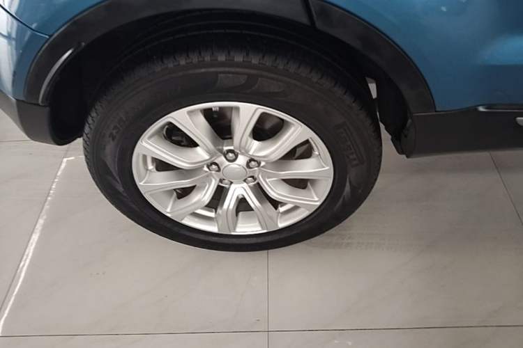 Used Land Rover Range Evoque 2016 2.0T PURE Style Edition Right Rear Wheel Hub