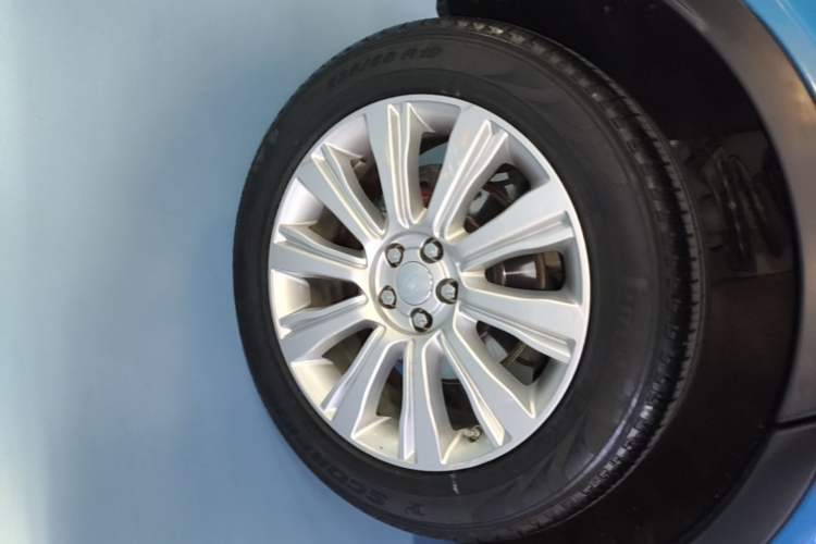 Used Land Rover Range Evoque 2016 2.0T SE Smart Glow Edition Right Rear Wheel Hub