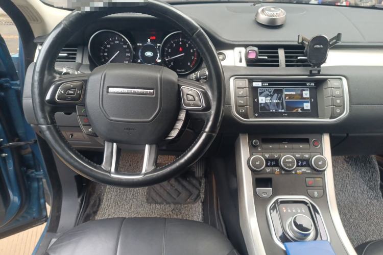 Used Land Rover Range Evoque 2016 2.0T SE Smart Glow Edition Steering Wheel