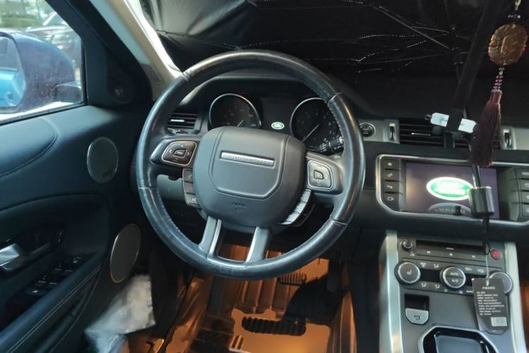Used Land Rover Range Evoque 2016 2.0T SE PLUS Smart Enjoyment Edition Steering Wheel