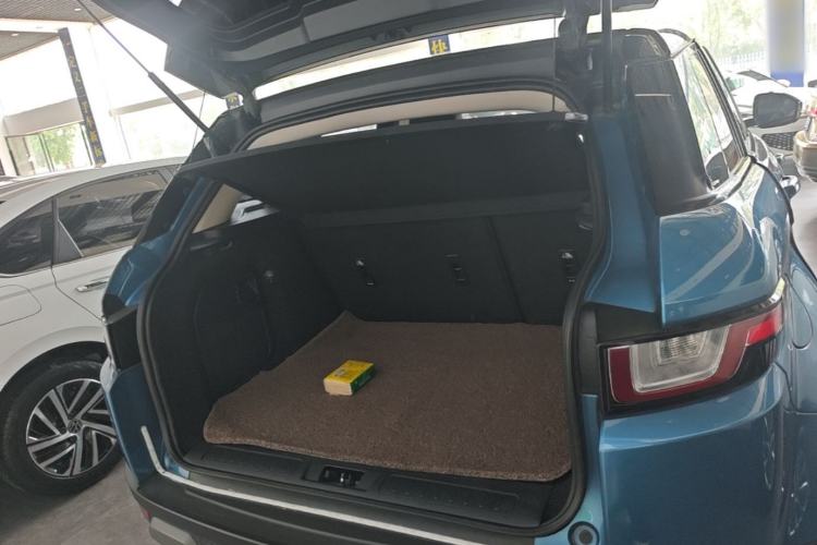 Used Land Rover Range Evoque 2016 2.0T PURE Style Edition Trunk