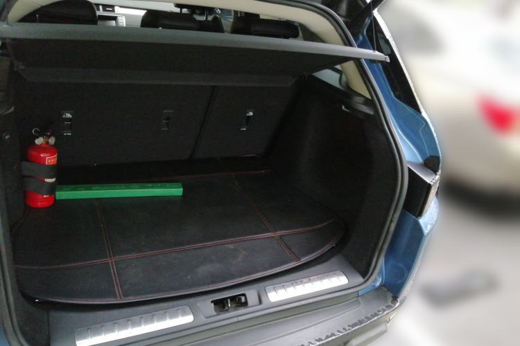 Used Land Rover Range Evoque 2016 2.0T SE Smart Glow Edition Trunk