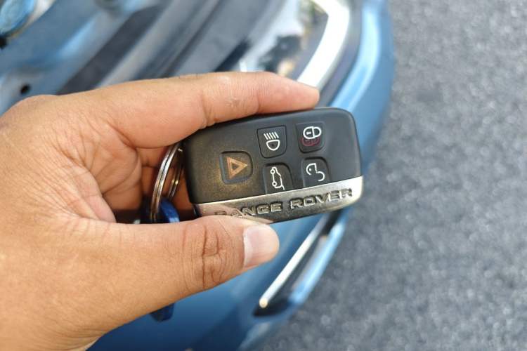 Used Land Rover Range Evoque 2016 2.0T SE Smart Glow Edition Vehicle Key