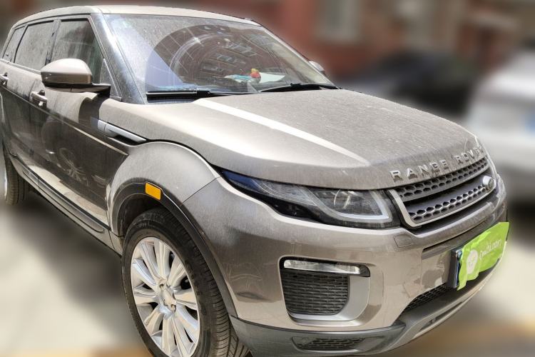 Used Land Rover Range Evoque 2016 2.0T SE Smart Glow Edition Front Right 45 Deg