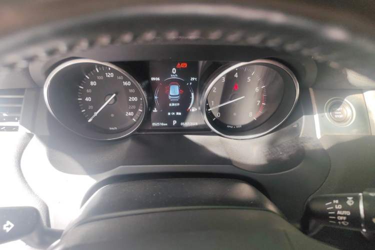 Used Land Rover Range Evoque 2016 2.0T SE Smart Glow Edition Instrument Cluster