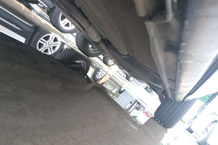 Used Land Rover Range Evoque 2016 2.0T SE Smart Glow Edition Left Side Sill