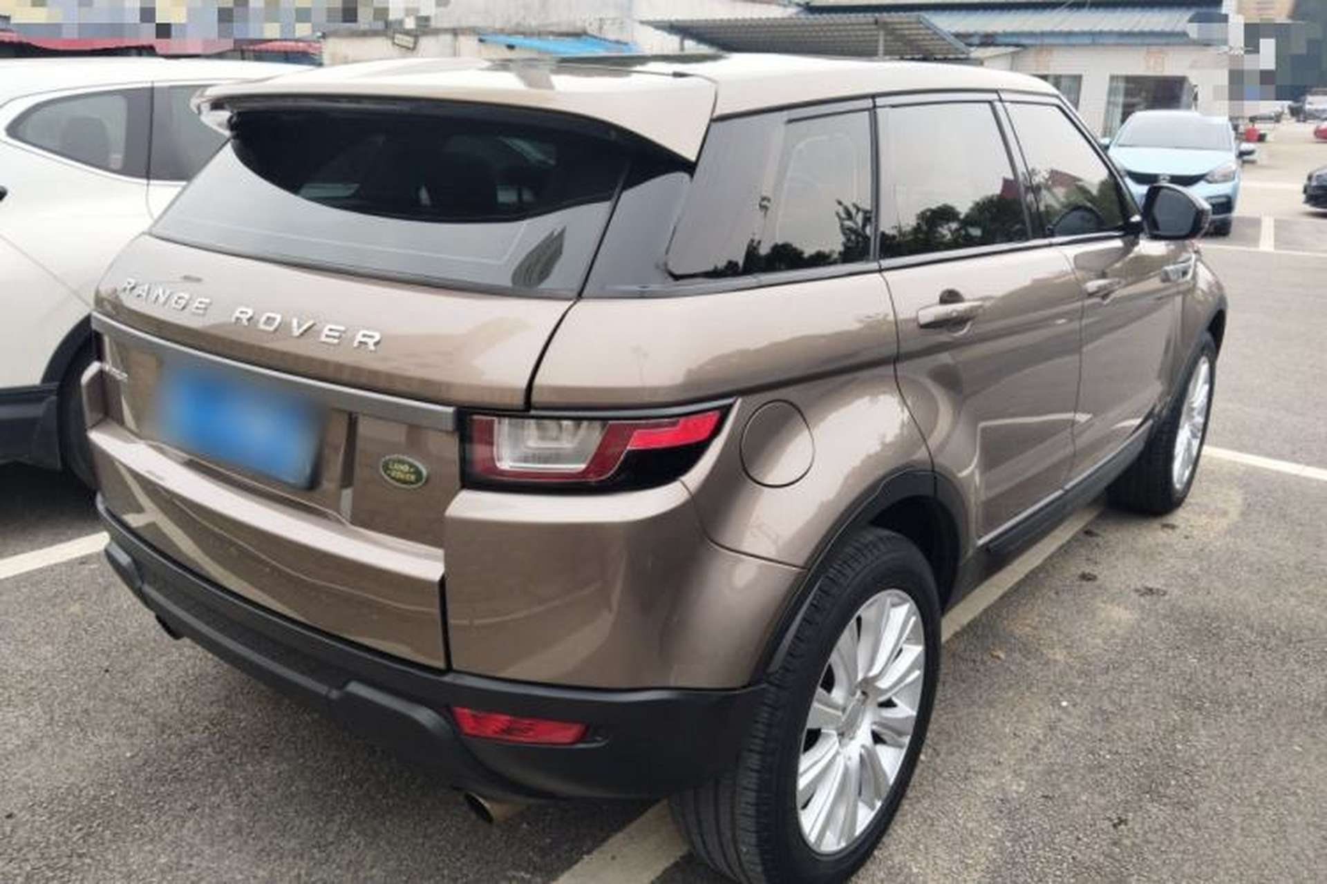 Used Land Rover Range Evoque 2016 2.0T SE Smart Glow Edition Rear Right 45 Deg