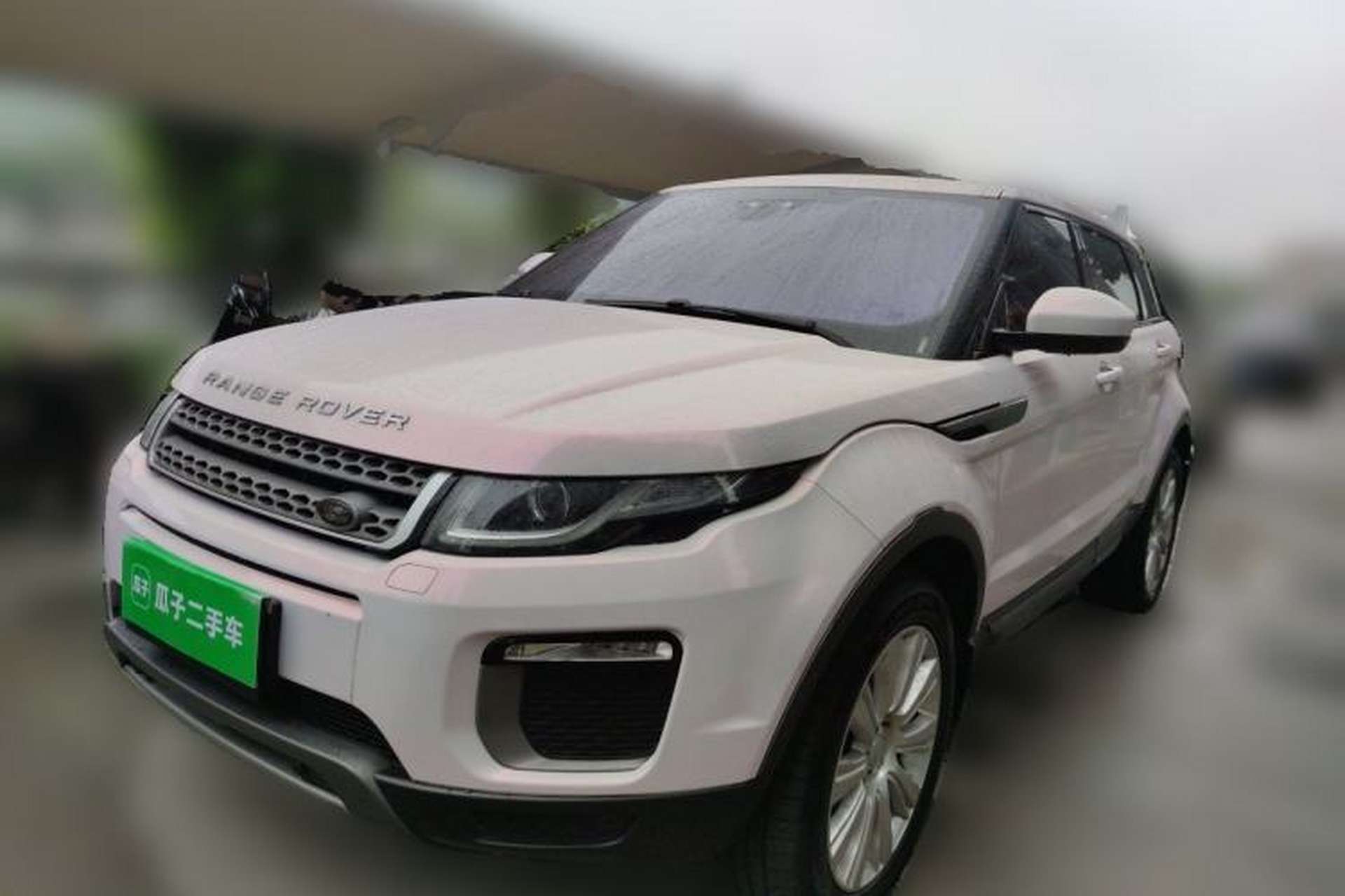 Used Land Rover Range Evoque 2016 2.0T SE Smart Glow Edition Front Left 45 Deg