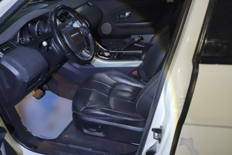 Used Land Rover Range Evoque 2016 2.0T PURE Style Edition Left Front Seat