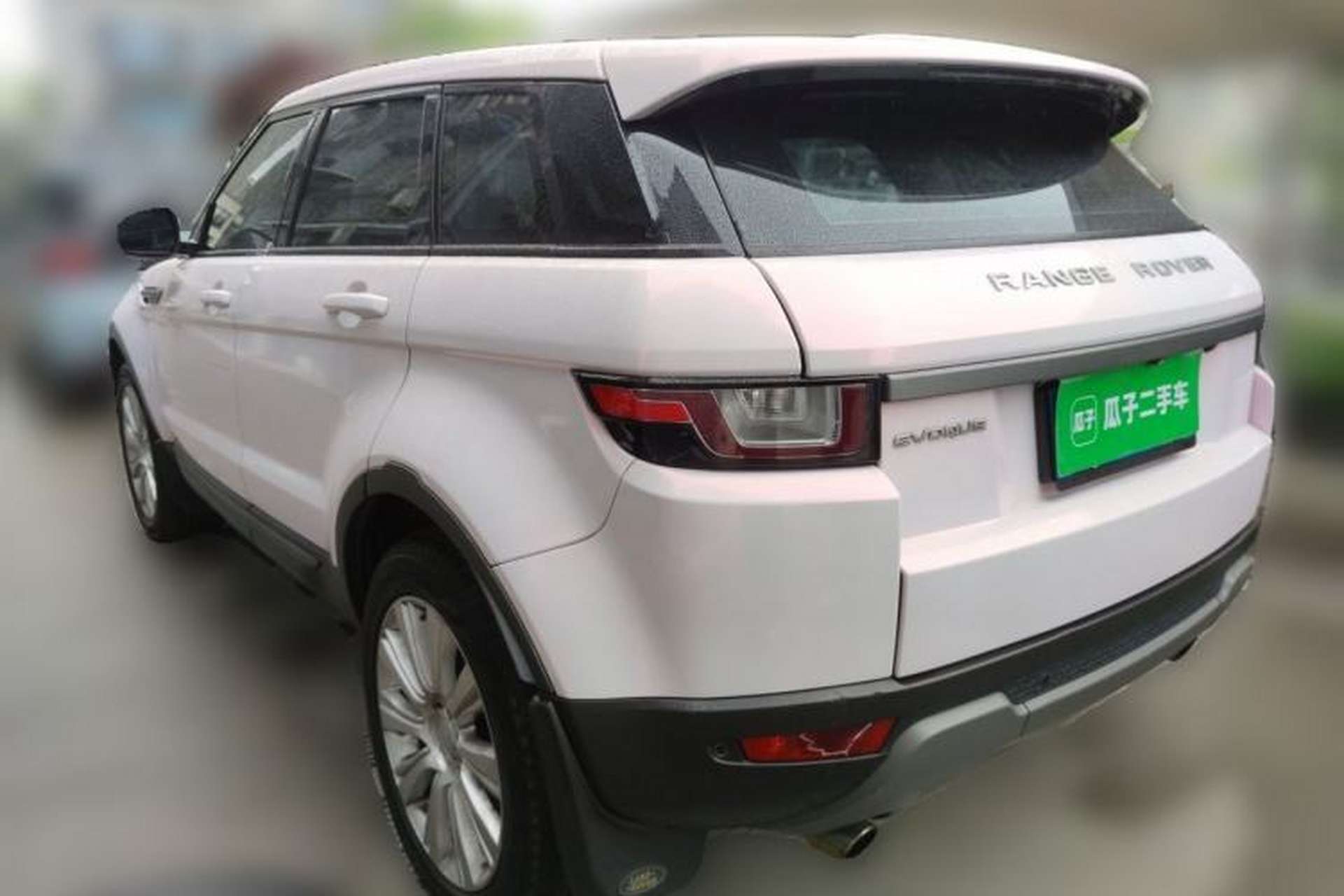Used Land Rover Range Evoque 2016 2.0T SE Smart Glow Edition Rear Left 45 Deg