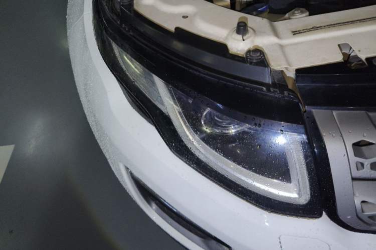 Used Land Rover Range Evoque 2016 2.0T PURE Style Edition Right Front Headlight
