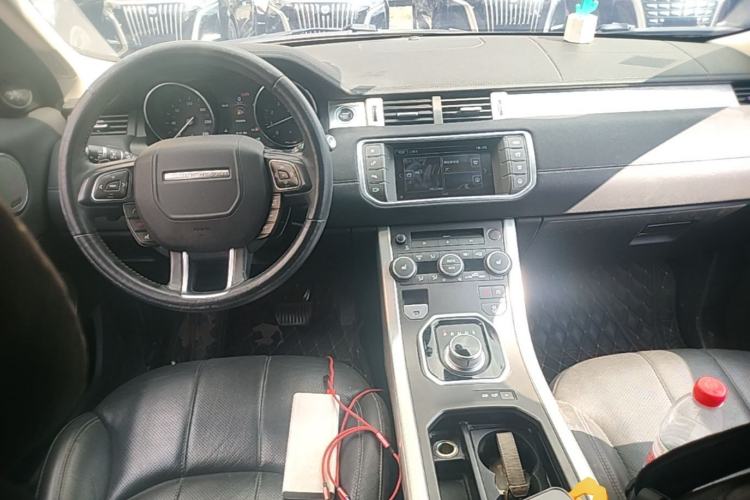 Used Land Rover Range Evoque 2016 2.0T SE PLUS Smart Enjoyment Edition Center Console