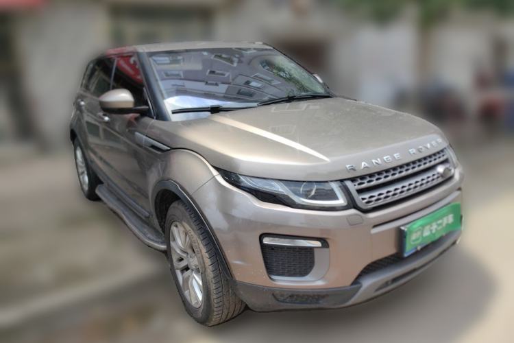 Used Land Rover Range Evoque 2016 2.0T PURE Style Edition Front Right 45 Deg