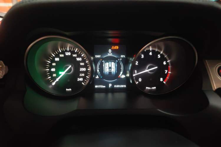 Used Land Rover Range Evoque 2016 2.0T SE Smart Glow Edition Instrument Cluster