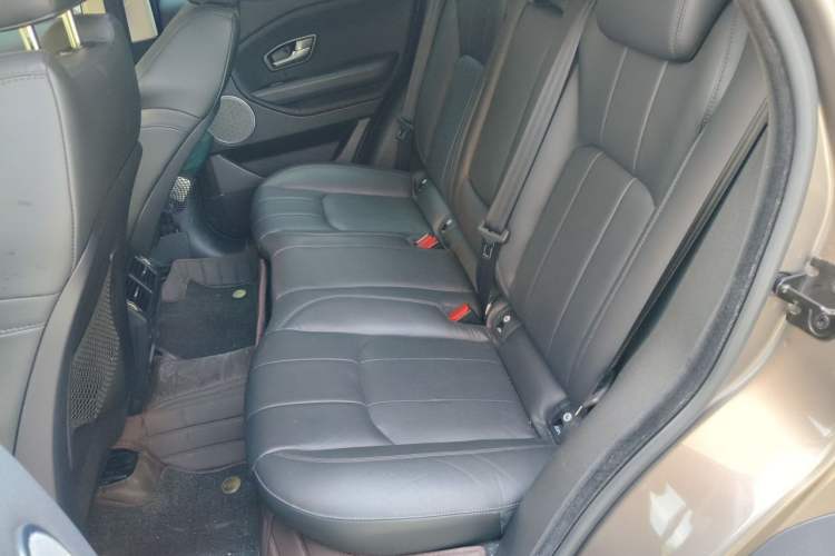Used Land Rover Range Evoque 2016 2.0T SE PLUS Smart Enjoyment Edition Left Rear Seat