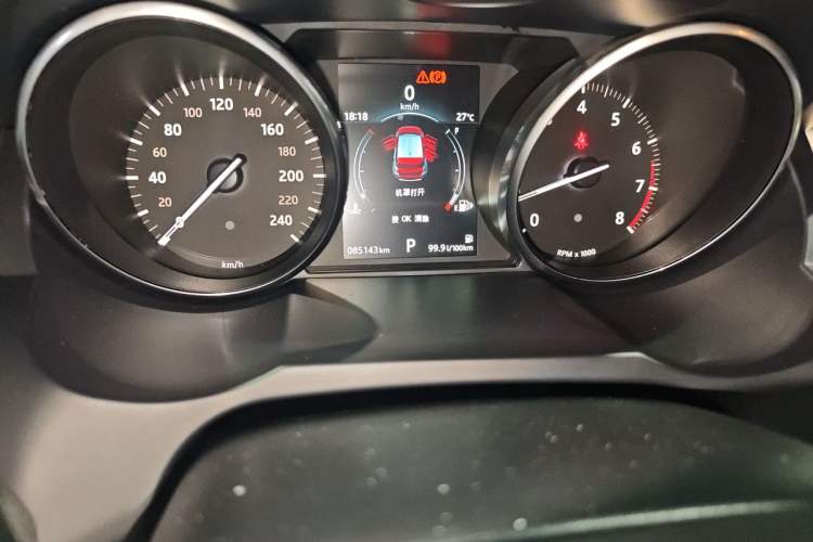 Used Land Rover Range Evoque 2016 2.0T SE PLUS Smart Enjoyment Edition Odometer Close Up