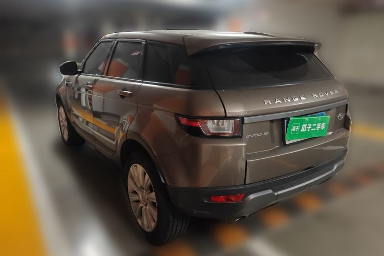 Used Land Rover Range Evoque 2016 2.0T SE Smart Glow Edition Rear Left 45 Deg