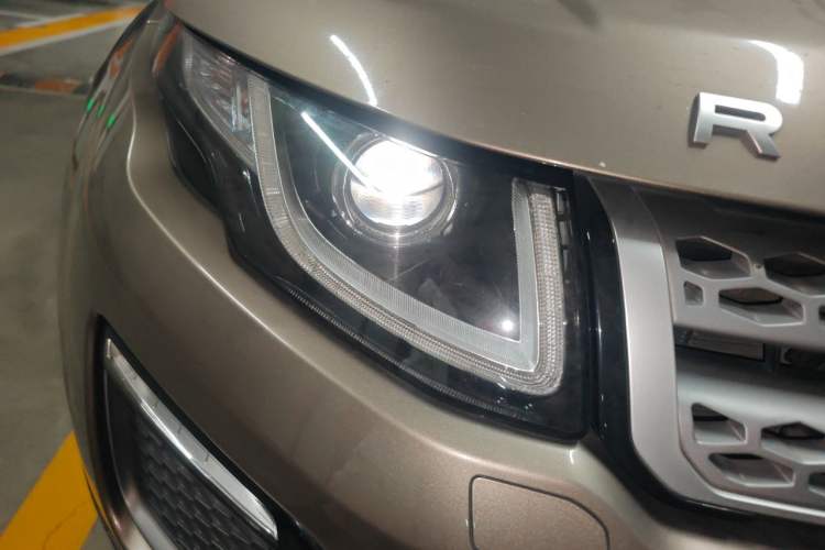 Used Land Rover Range Evoque 2016 2.0T SE Smart Glow Edition Right Front Headlight