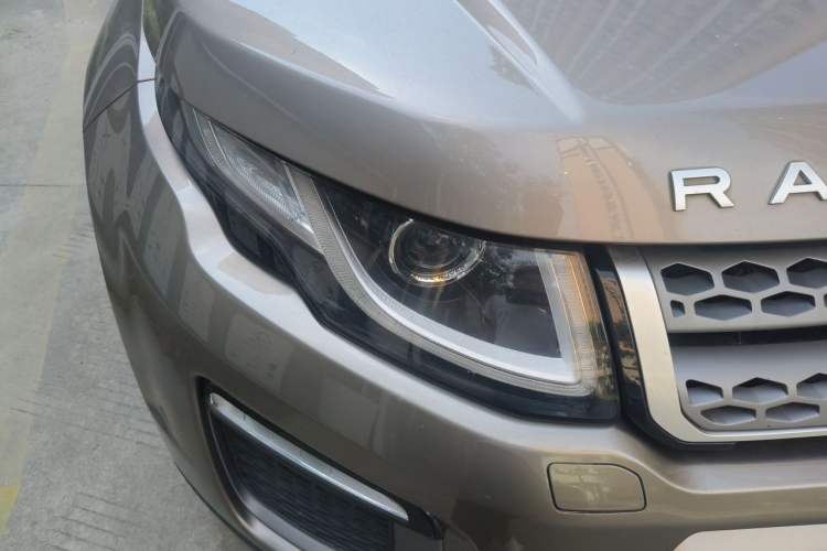 Used Land Rover Range Evoque 2016 2.0T SE PLUS Smart Enjoyment Edition Right Front Headlight