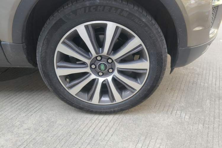 Used Land Rover Range Evoque 2016 2.0T SE PLUS Smart Enjoyment Edition Right Front Wheel Hub