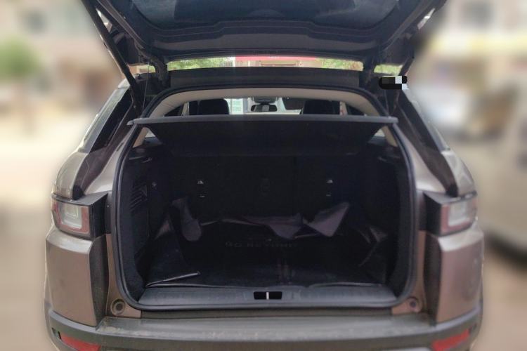Used Land Rover Range Evoque 2016 2.0T PURE Style Edition Trunk