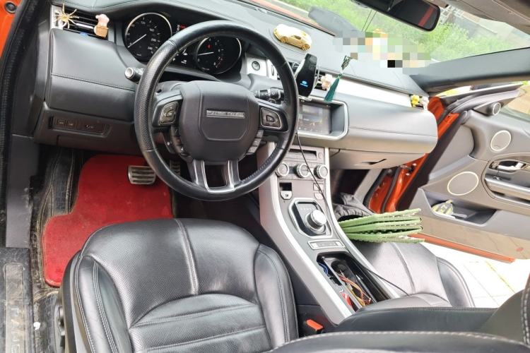 Used Land Rover Range Evoque 2016 2.0T Convertible Center Console