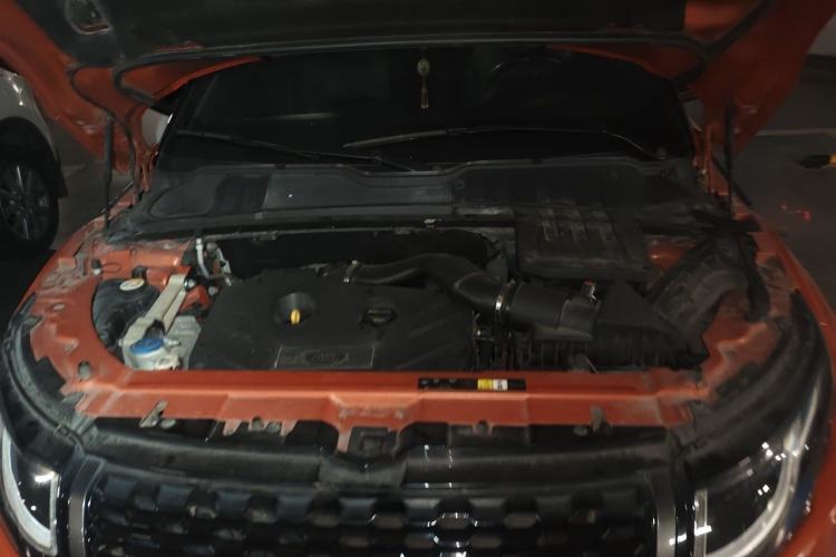 Used Land Rover Range Evoque 2016 2.0T Convertible Engine Bay