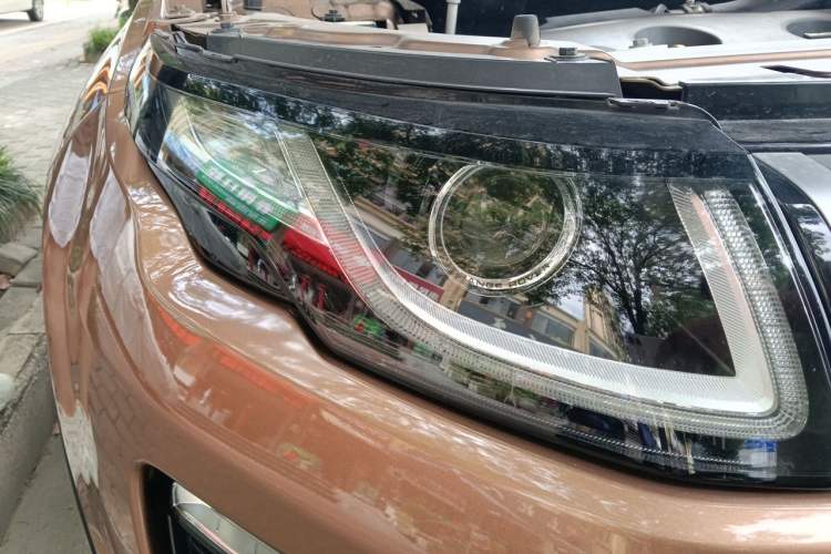 Used Land Rover Range Evoque 2016 2.0T SE Smart Glow Edition Right Front Headlight