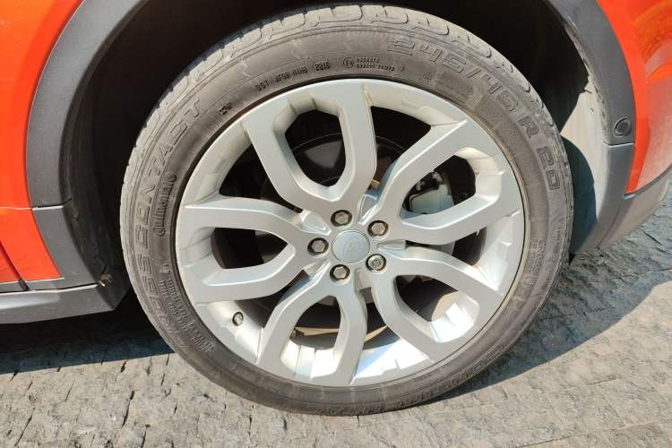 Used Land Rover Range Evoque 2016 2.0T Convertible Right Front Wheel Hub