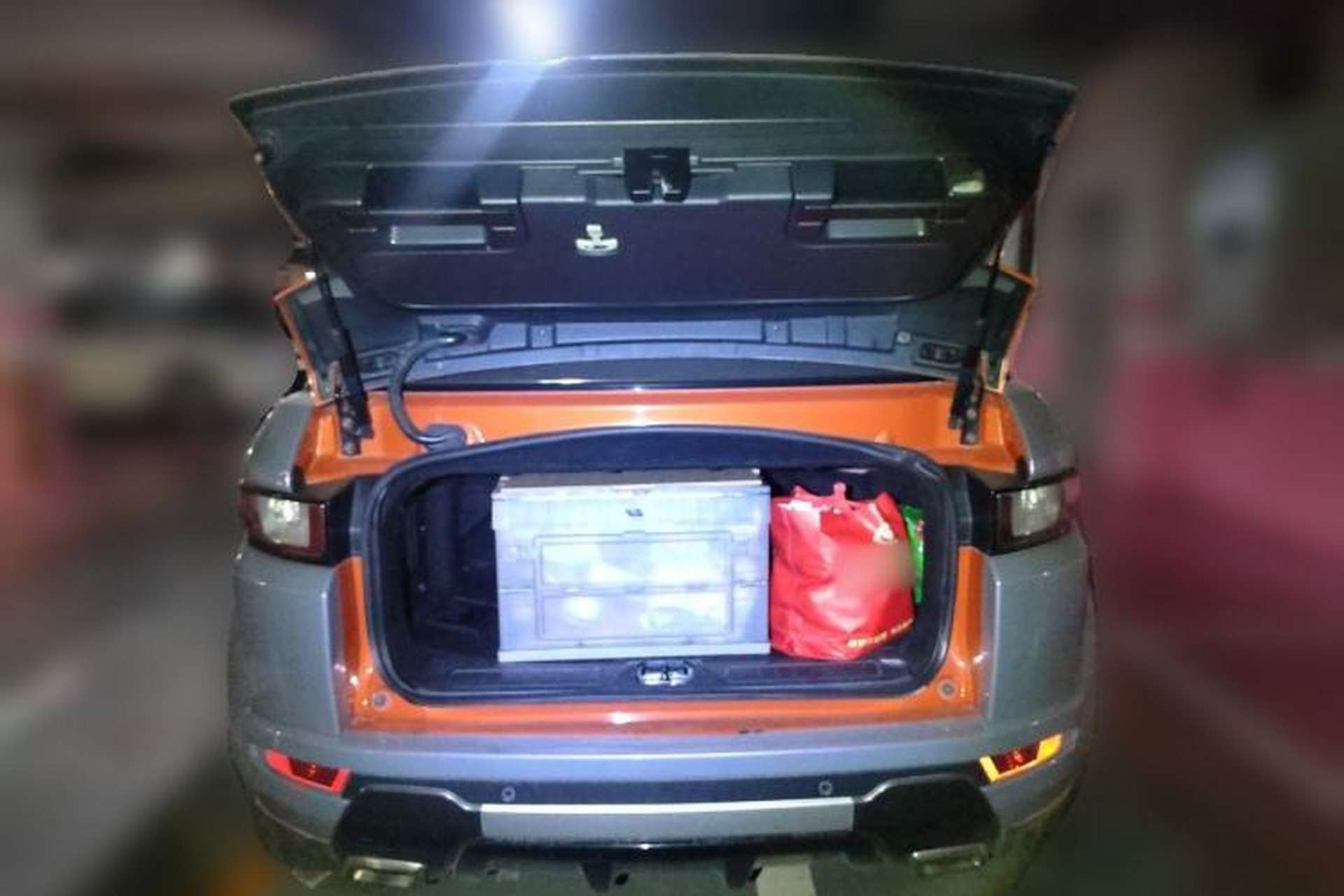 Used Land Rover Range Evoque 2016 2.0T Convertible Trunk