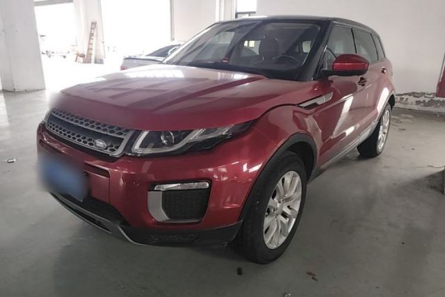 Ojetý Land Rover Range Evoque 2016 2.0T PURE Style Edition