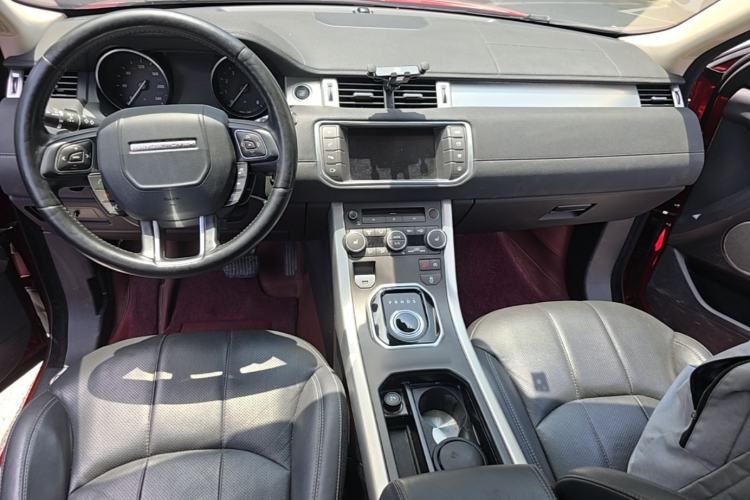 Used Land Rover Range Evoque 2016 2.0T SE PLUS Smart Enjoyment Edition Center Console