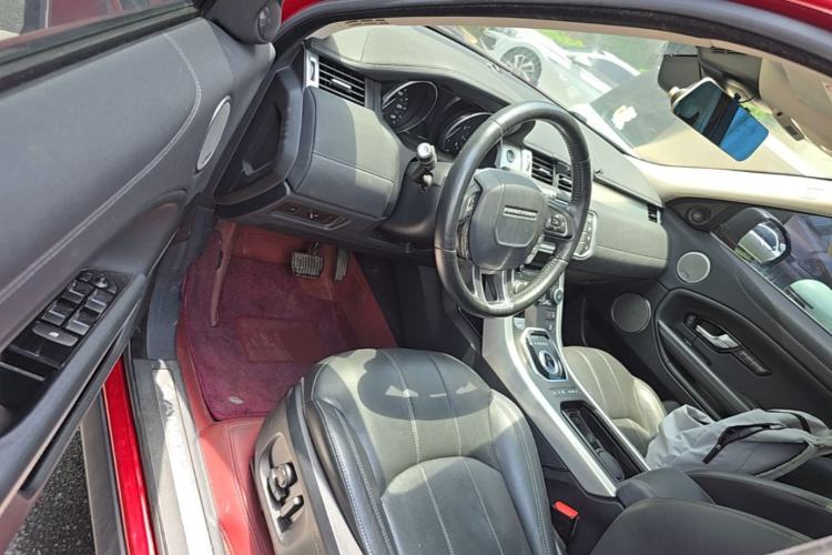 Used Land Rover Range Evoque 2016 2.0T SE PLUS Smart Enjoyment Edition Driver Seat