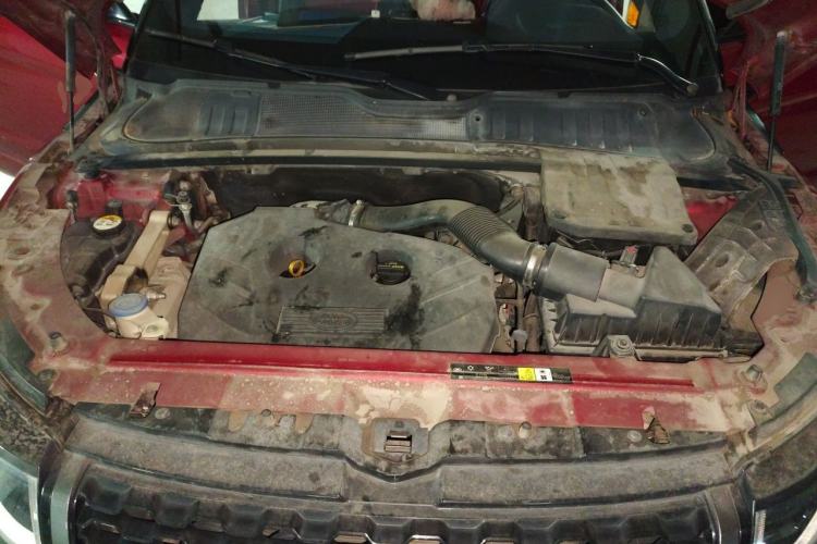 Used Land Rover Range Evoque 2016 2.0T Convertible Engine Bay