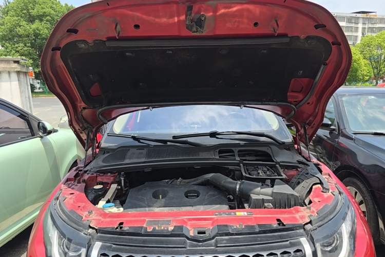 Used Land Rover Range Evoque 2016 2.0T SE PLUS Smart Enjoyment Edition Engine Bay