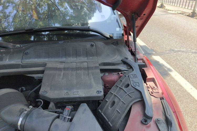 Used Land Rover Range Evoque 2016 2.0T SE Smart Glow Edition Engine Bay Left