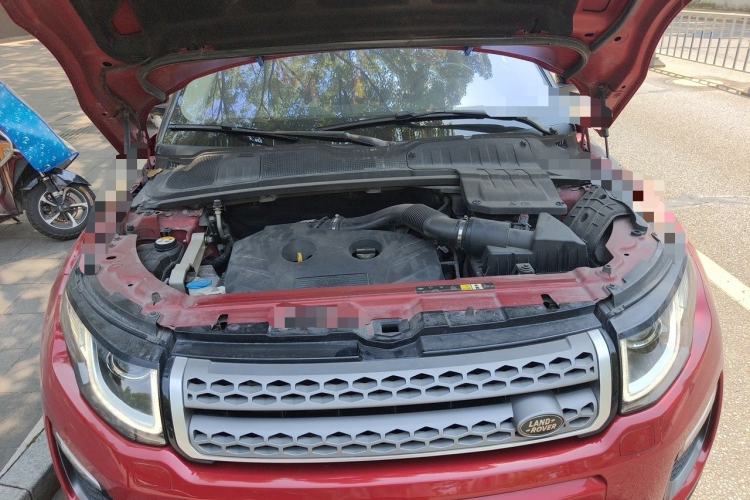 Used Land Rover Range Evoque 2016 2.0T SE Smart Glow Edition Engine Bay