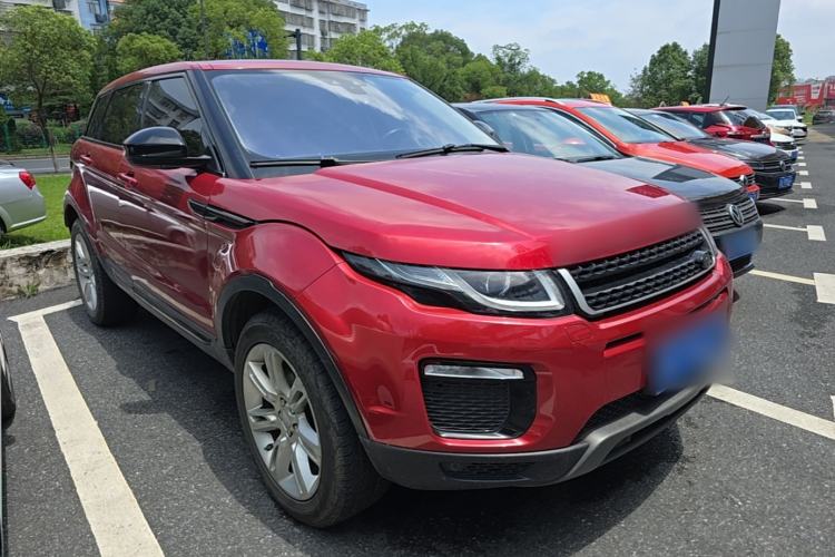 Used Land Rover Range Evoque 2016 2.0T SE PLUS Smart Enjoyment Edition Front Right 45 Deg
