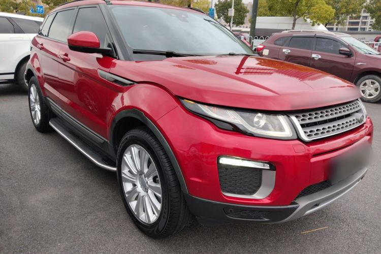 Used Land Rover Range Evoque 2016 2.0T SE Smart Glow Edition Front Right 45 Deg